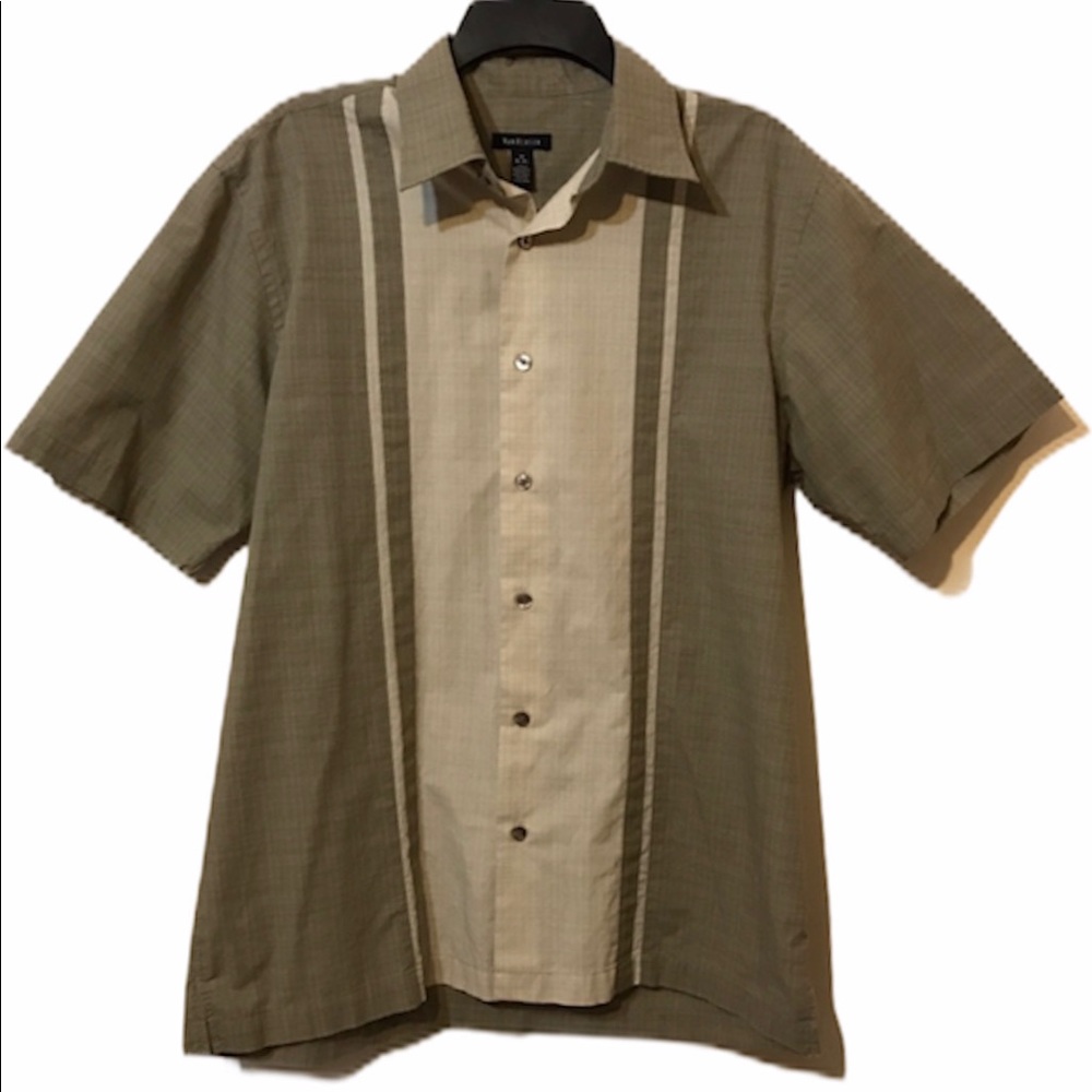 Van Heusen Men’s Button-Down Dress Shirt Medium NWOT Classic Career Office